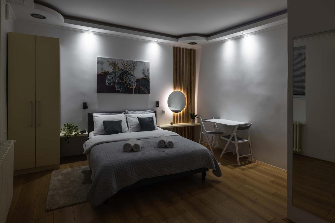 Old Town Rooms Нови Сад Екстериор снимка
