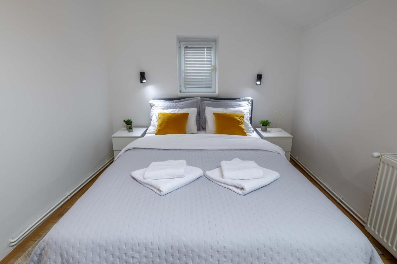 Old Town Rooms Нови Сад Екстериор снимка